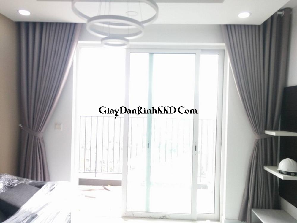 Phim cách nhiệt giúp bảo vể nội thất trong xe, trong nhà.