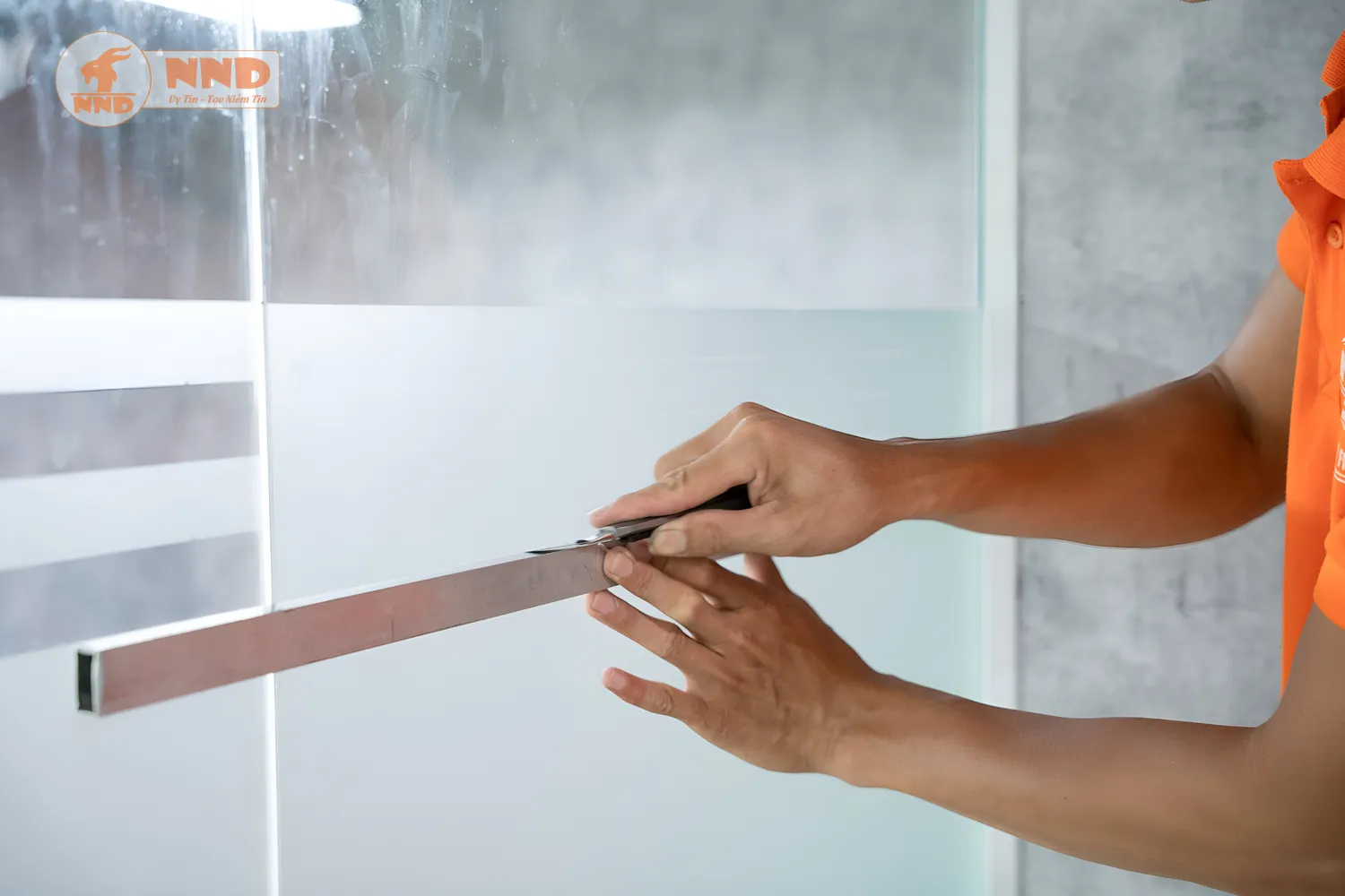 KỸ THUẬT THI CÔNG DECAL MỜ KẺ CHỈ