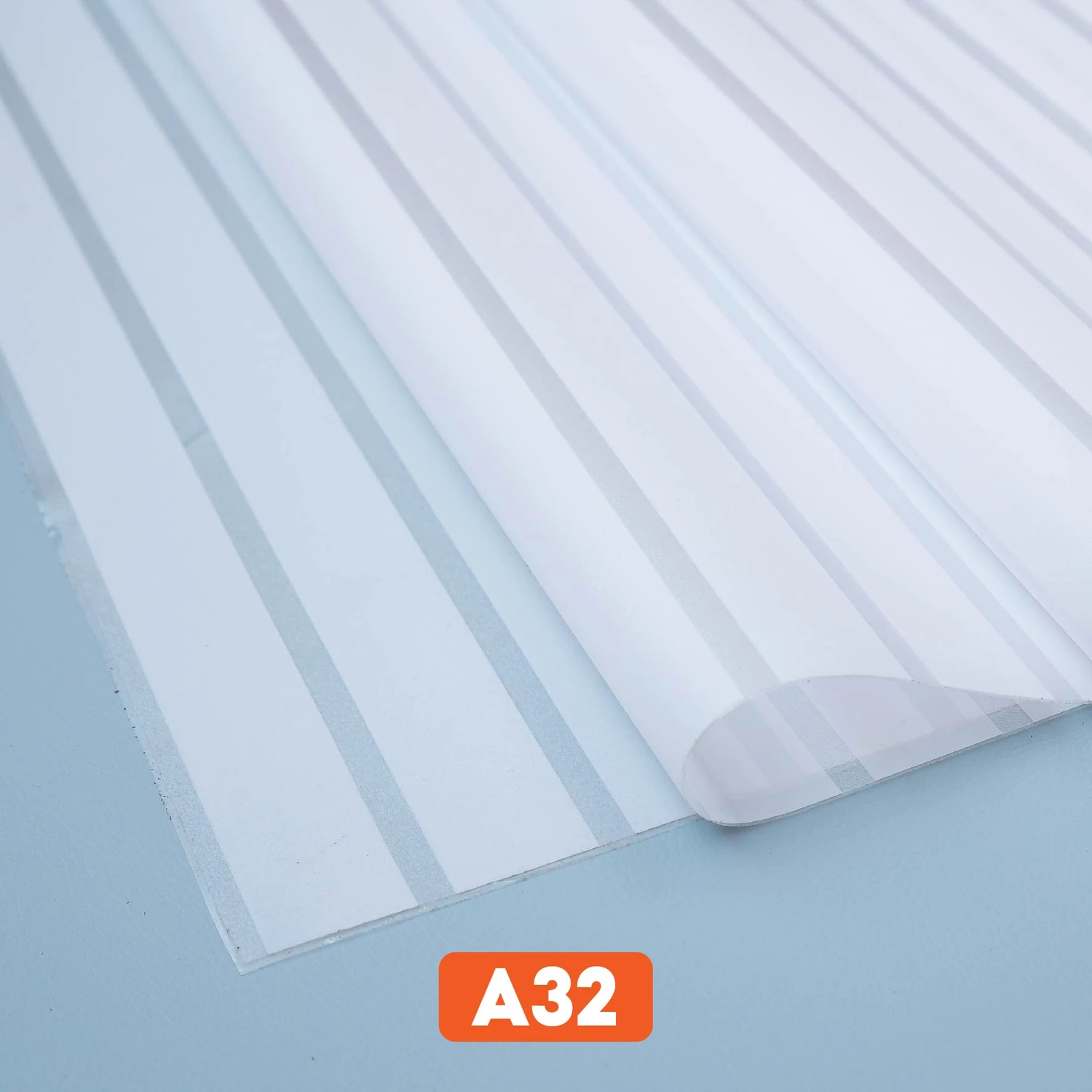Giấy dán kính kẻ ngang trắng mã A32
