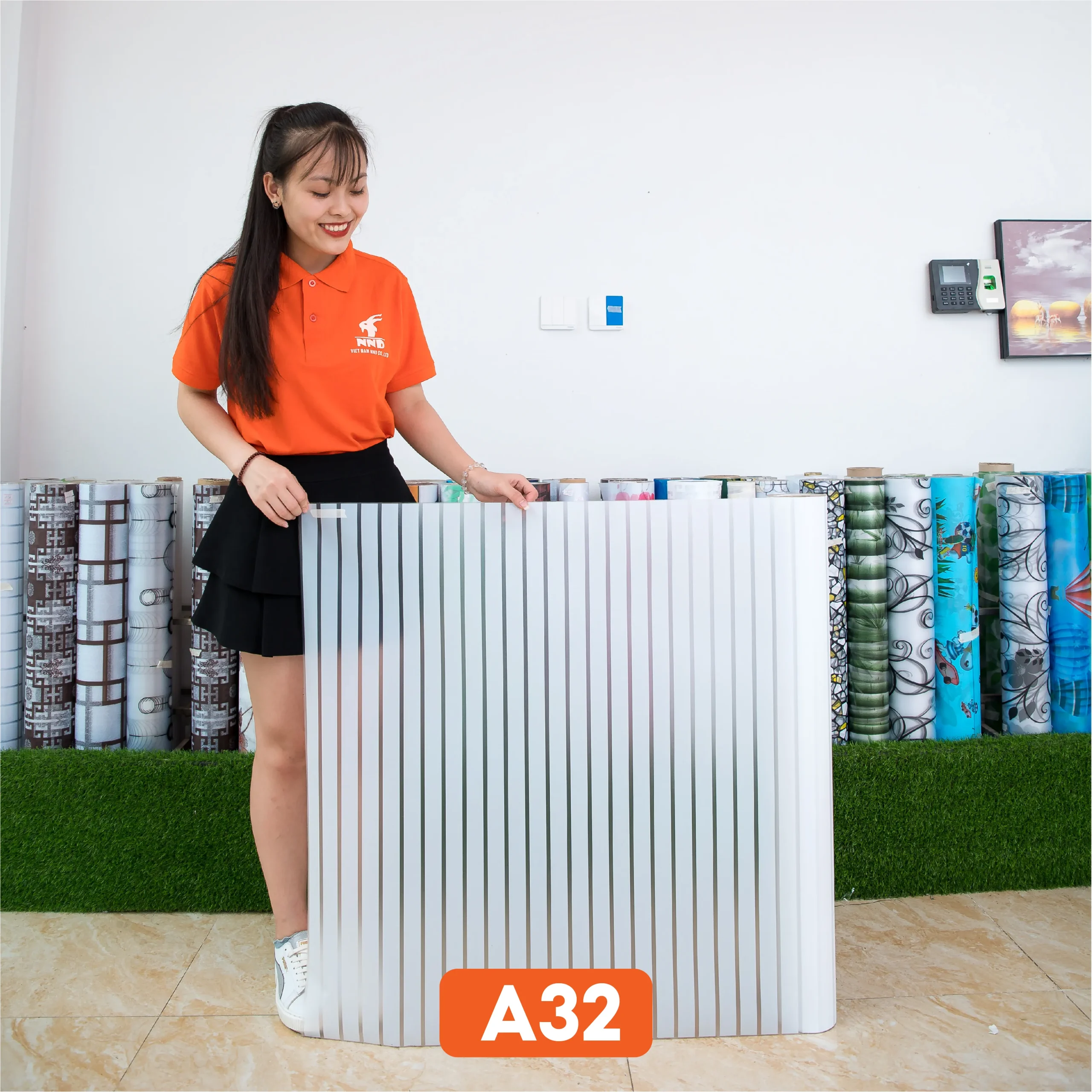 Giấy dán kính kẻ ngang trắng mã A32
