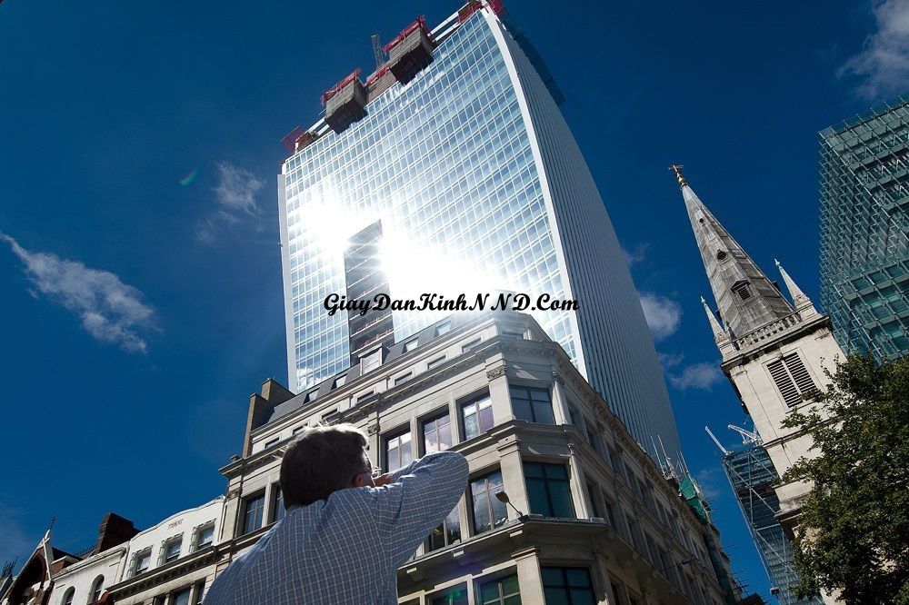 Sử dụng phim phản quang dán kính chống chói cách nhiệt nhà kính Sử dụng phim phản quang dán kính chống chói cách nhiệt nhà kính