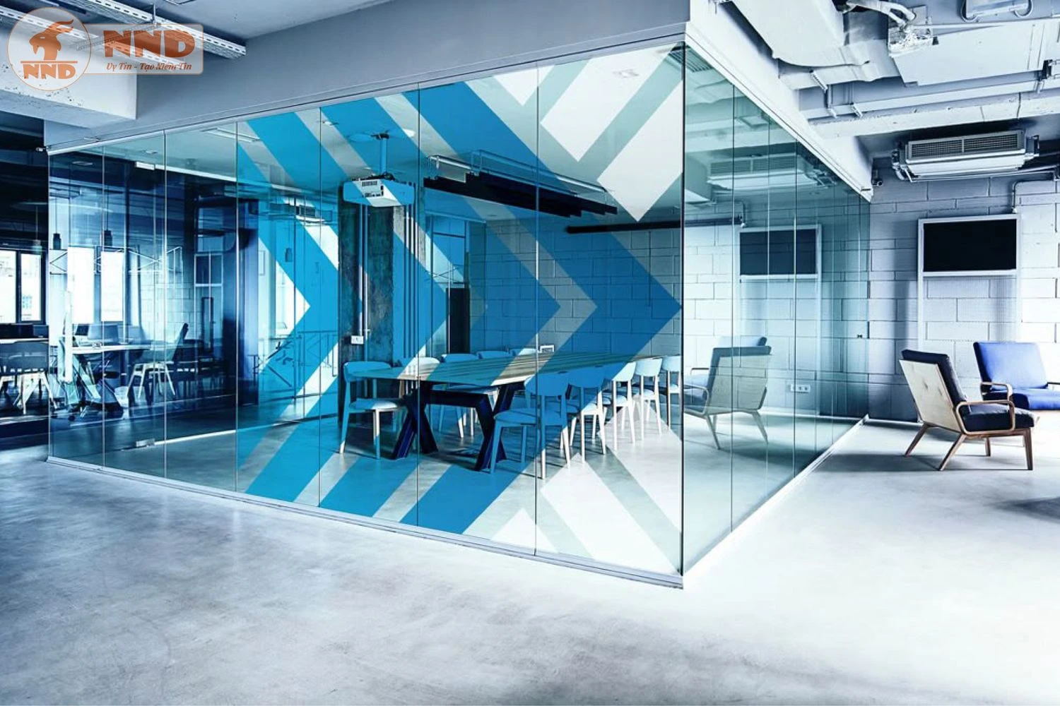 Decal kính hiện đại siêu trong