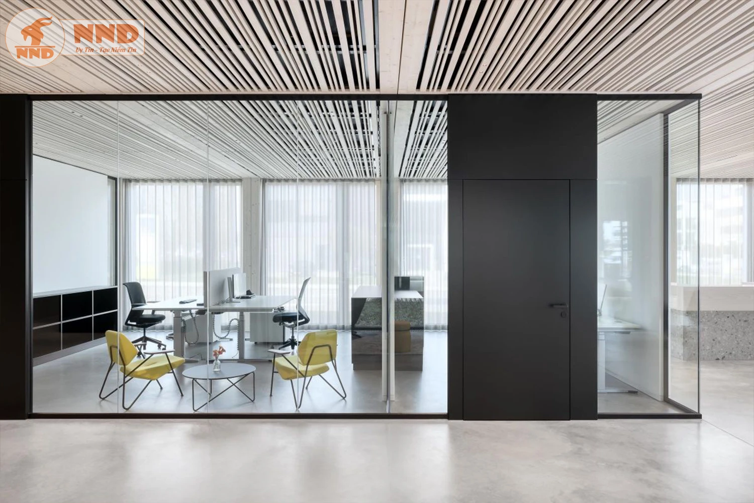 Vách kính phòng dán mẫu kính BC-25RD