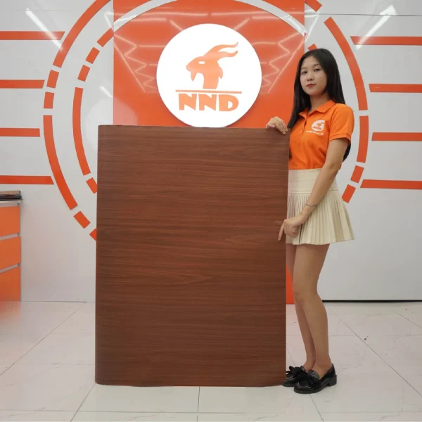 Mẫu decal vân gỗ PVG-03 mang sắc nâu trầm ấm