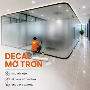 Decal mờ trơn là giải pháp che chắn tầm nhìn hiệu quả, tăng tính riêng tư mà vẫn đảm bảo ánh sáng tự nhiên. Dễ thi công, chi phí tiết kiệm.