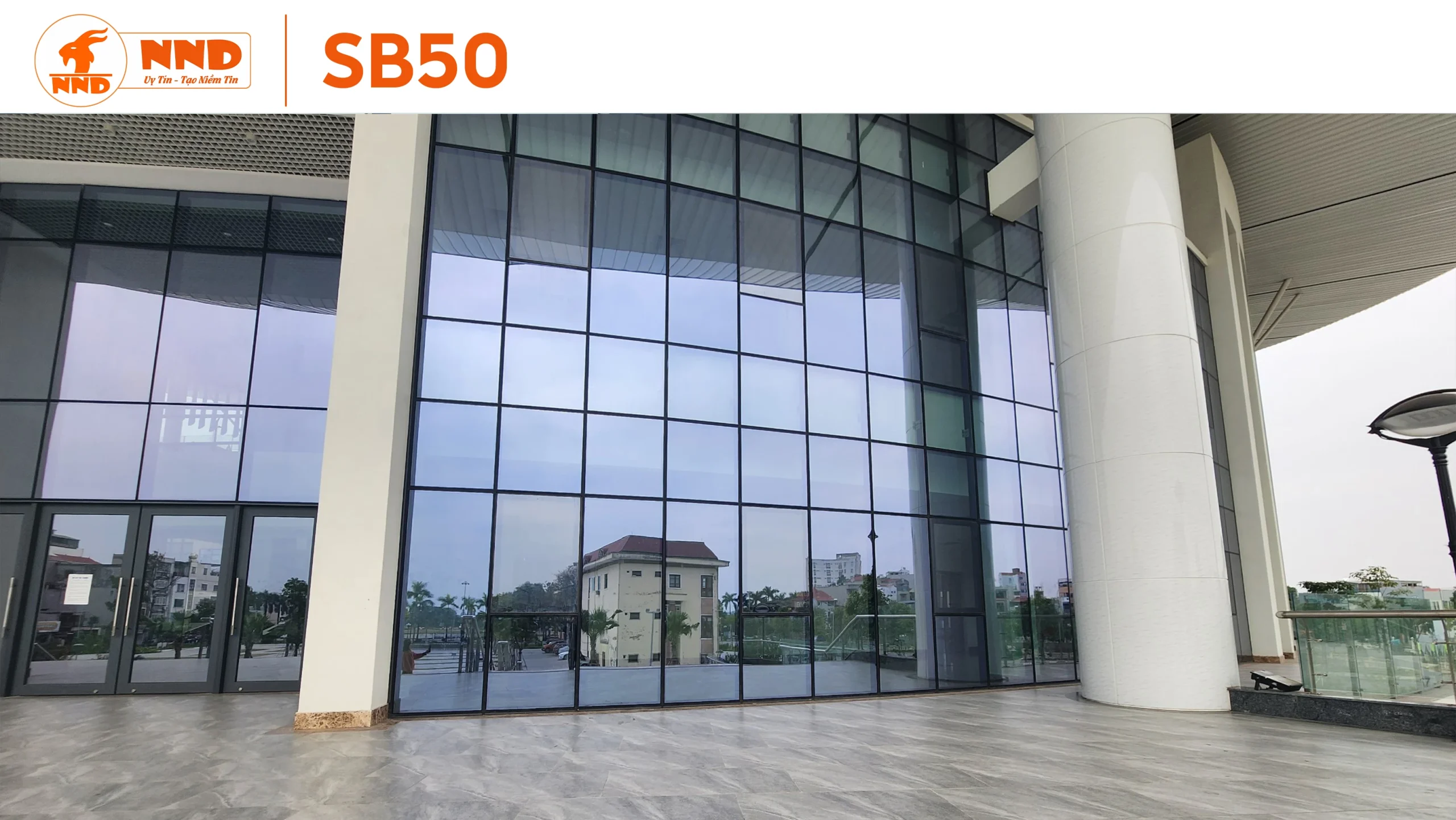 Công trình Nhà văn hóa Đông Anh dán mẫu phim SB50