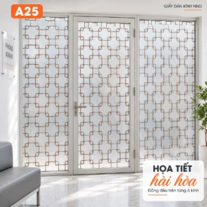 Giấy dán kính ô vuông nâu A25 trên hệ cửa kính ba cánh