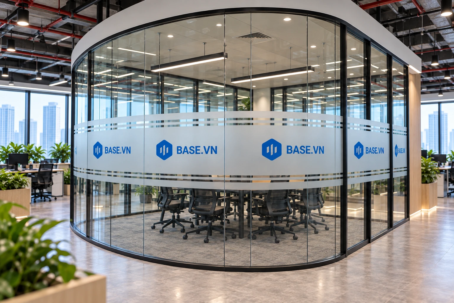 Vách kính văn phòng hoàn thiện decal mờ logo Base.vn