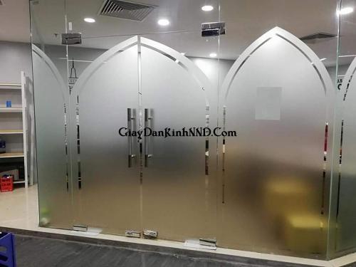 Kiểu dán mờ ngăn vách văn phòng sáng tạo
