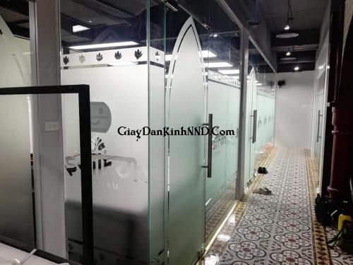 Kiểu dán mờ ngăn vách văn phòng sáng tạo