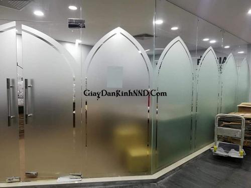 Kiểu dán mờ ngăn vách văn phòng sáng tạo